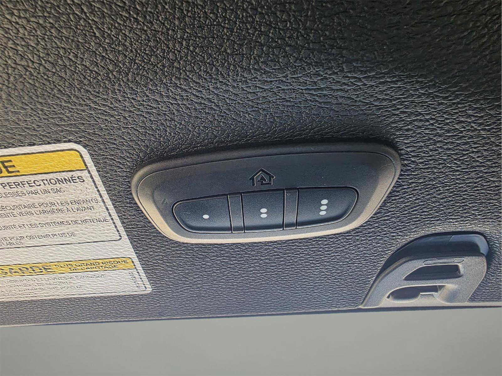 Used 2021 Jeep Wrangler Unlimited Sahara w/ Cold Weather Group image 28