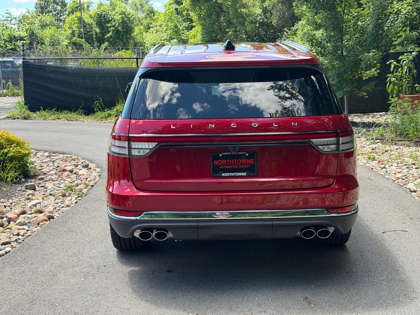 New 2026 Lincoln Aviator Reserve AWD/4WD image 4