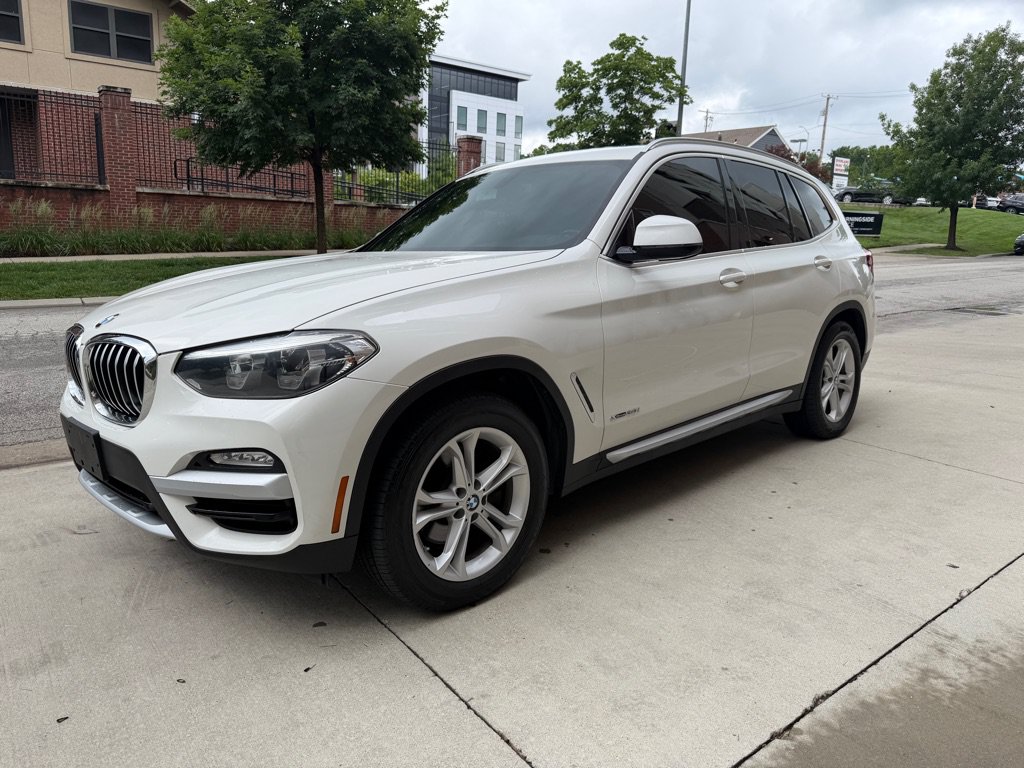 Used 2018 BMW X3 xDrive30i AWD/4WD image 3