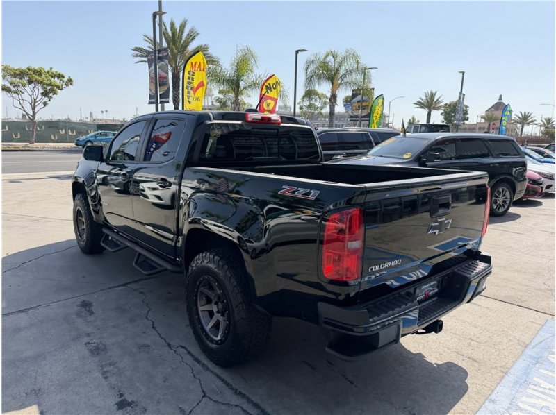 Used 2016 Chevrolet Colorado Z71 RWD image 11