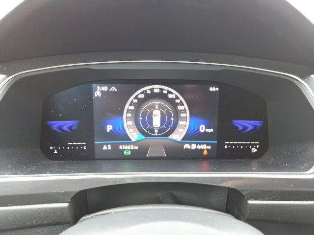 Used 2023 Volkswagen Tiguan SE R-Line image 15