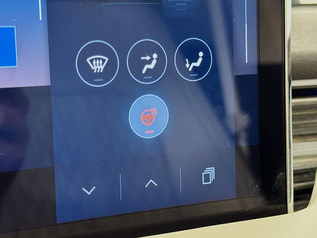 Used 2023 Lincoln Nautilus Black Label w/ Class II Trailer Tow Package image 18