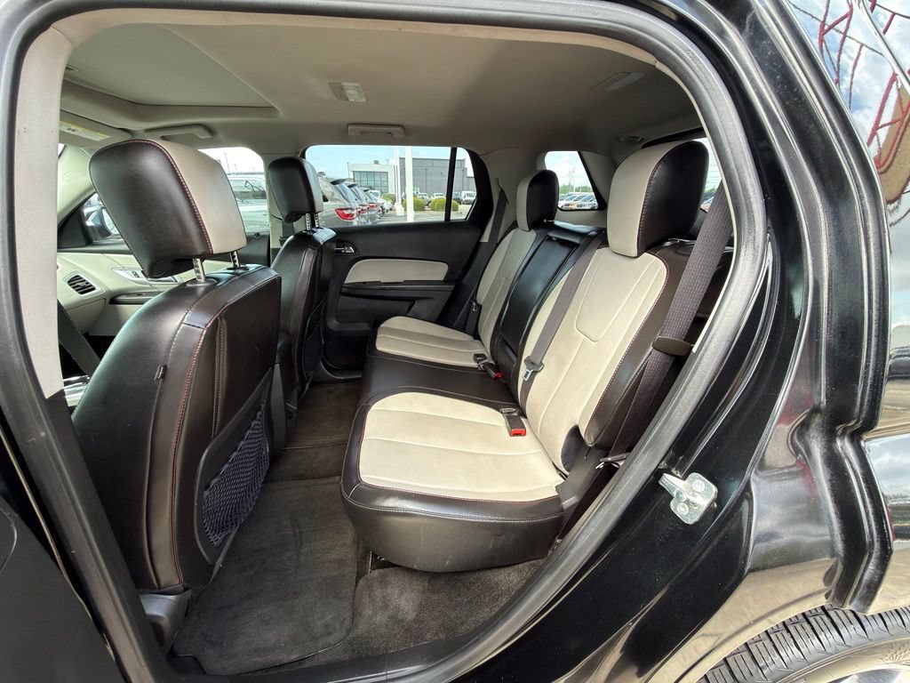 Used 2017 GMC Terrain SLT w/ Sun And Destination Package AWD/4WD image 26