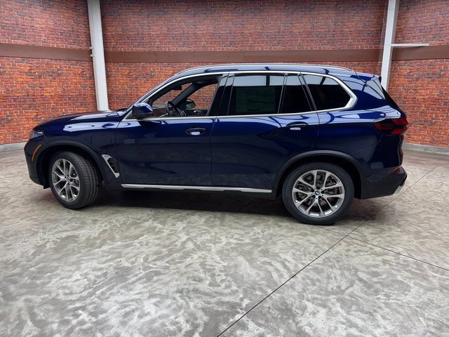 Used 2026 BMW X5 xDrive50e w/ Executive Package AWD/4WD image 2
