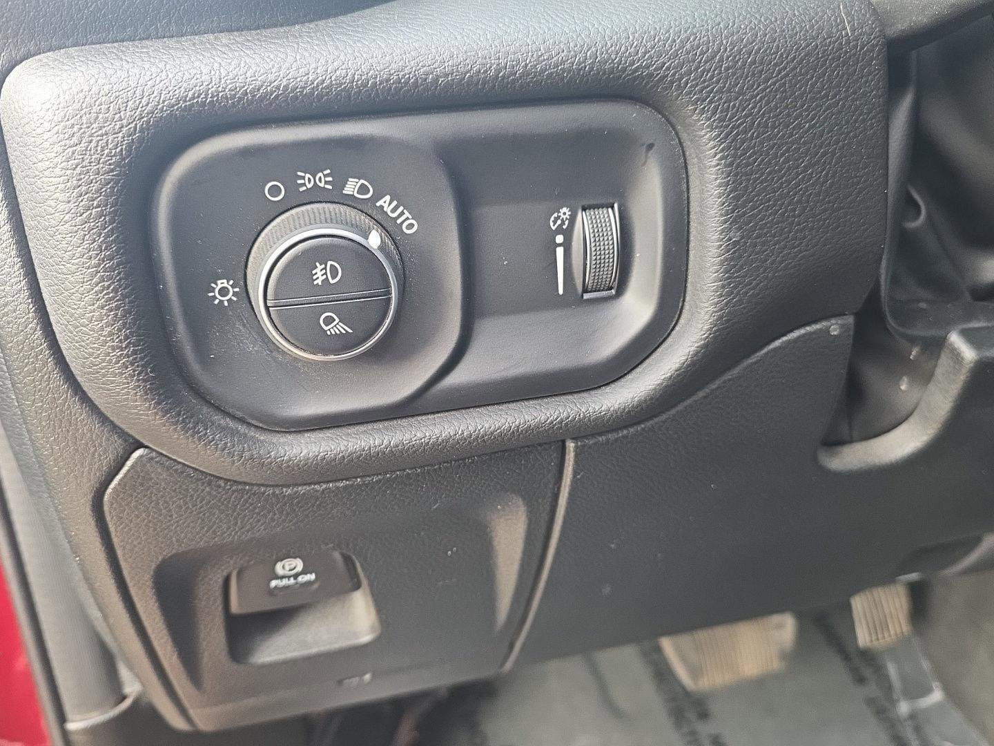 Used 2024 RAM 1500 Big Horn image 39