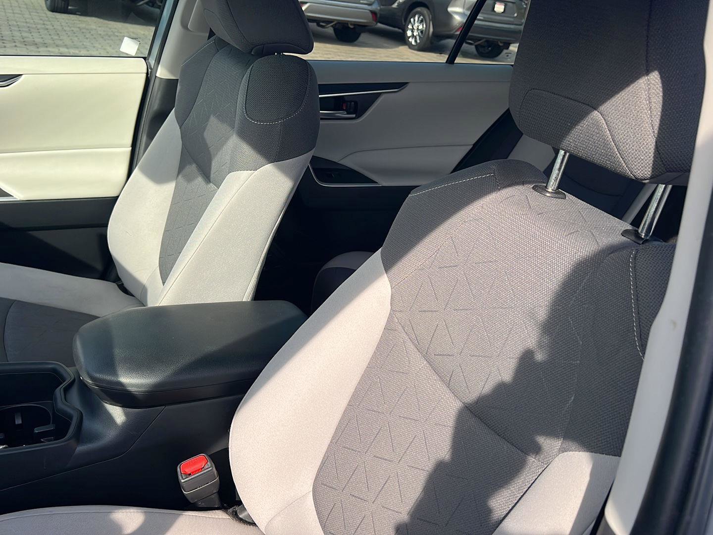 Certified 2023 Toyota RAV4 XLE image 28