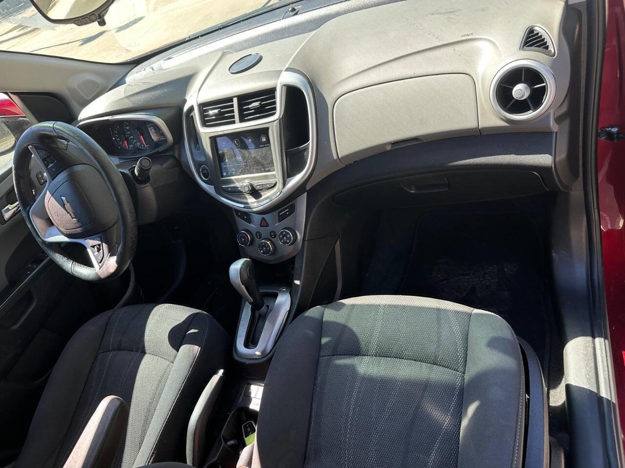 Used 2019 Chevrolet Sonic LT w/ Convenience Package image 29