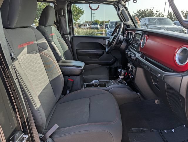 Used 2018 Jeep Wrangler Unlimited Rubicon w/ LED Lighting Group AWD/4WD image 33