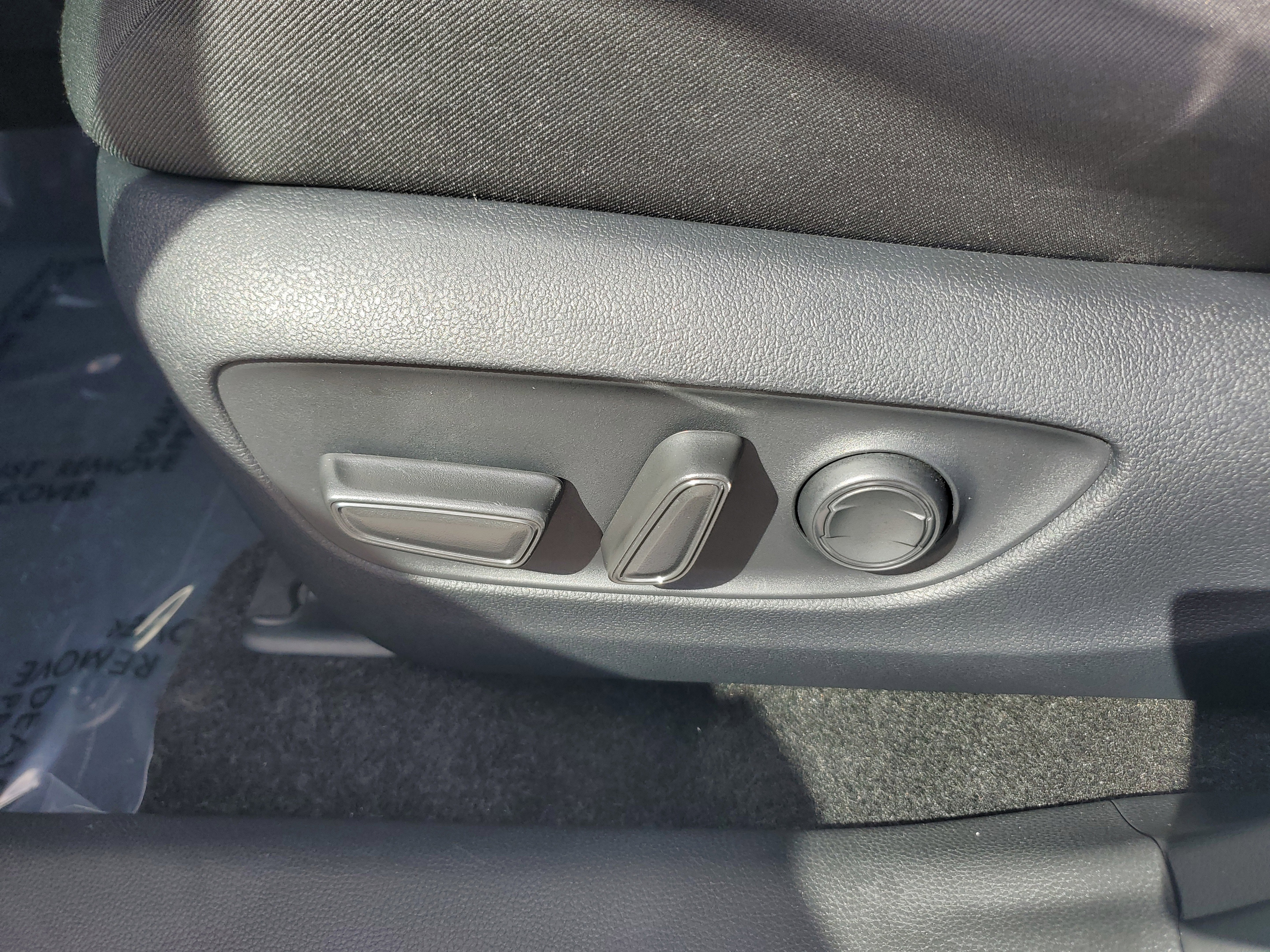 Used 2024 Toyota RAV4 XLE image 11