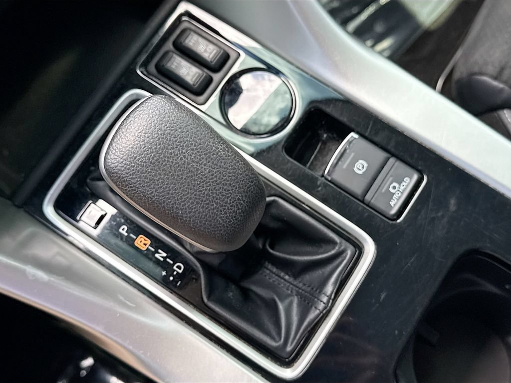 Used 2022 Mitsubishi Eclipse Cross SEL FWD image 27