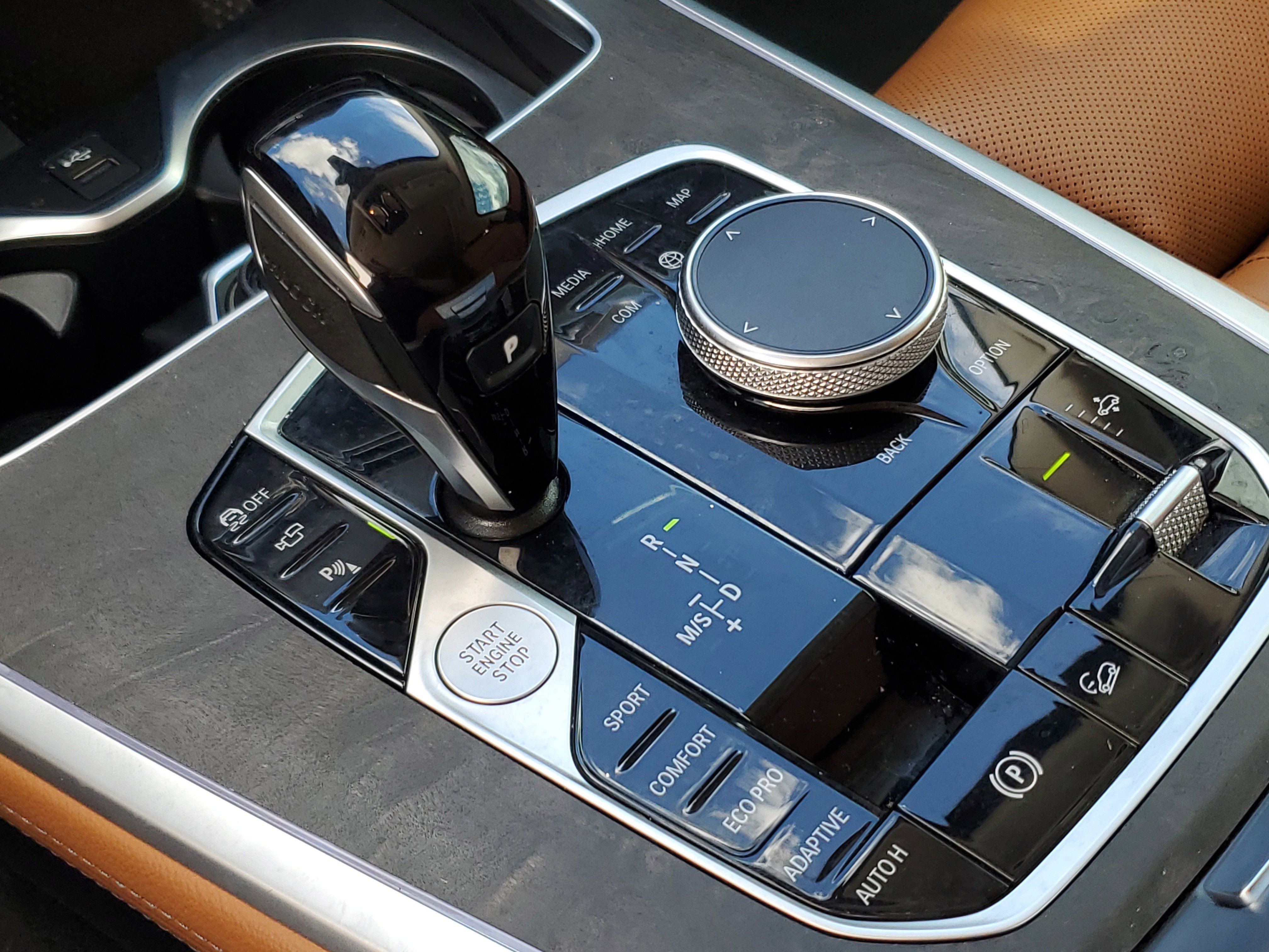 Used 2022 BMW X7 xDrive40i w/ Premium Package image 29