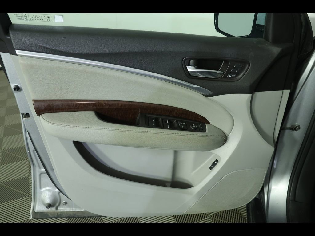 Used 2019 Acura MDX SH-AWD image 17