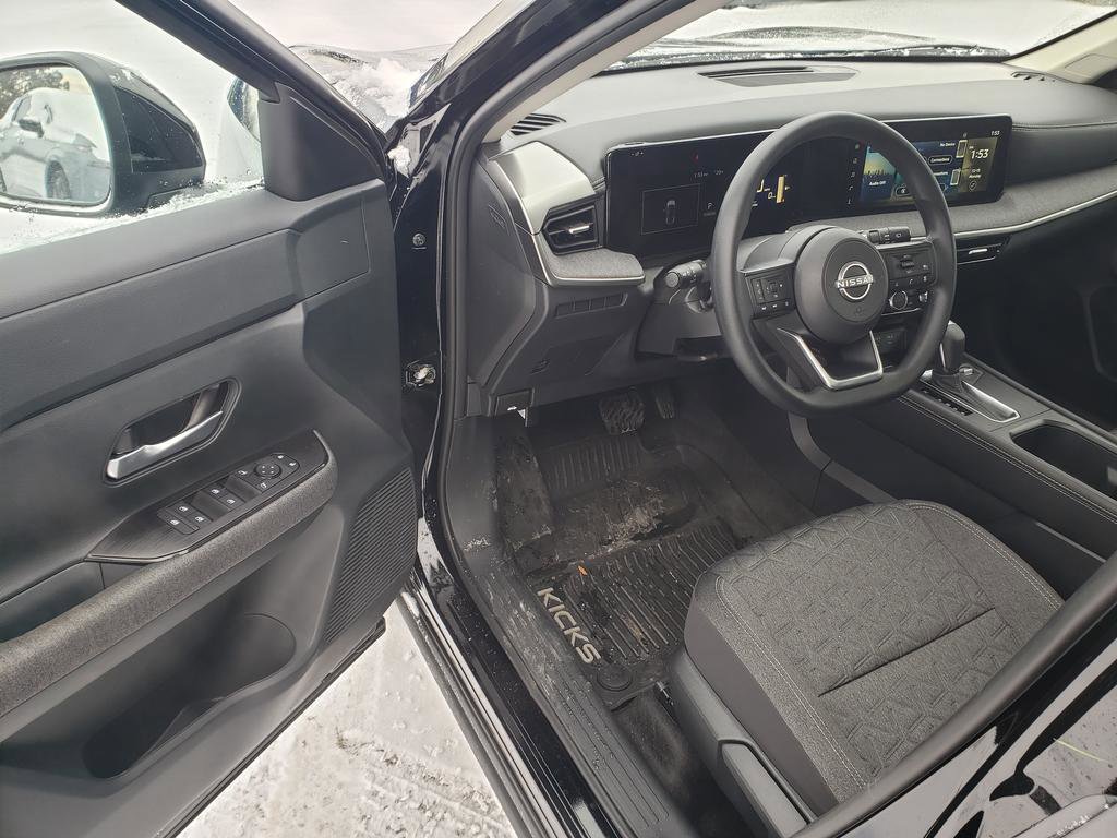 Certified 2025 Nissan Kicks SV w/ SV Premium Package image 14