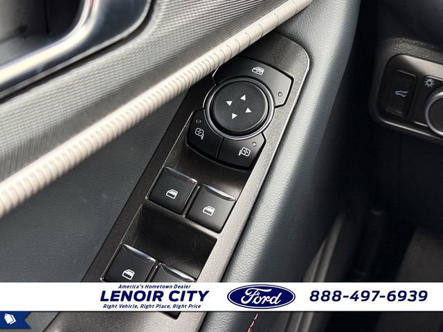 Used 2026 Ford Explorer ST-Line w/ ST-Line Street Pack image 18