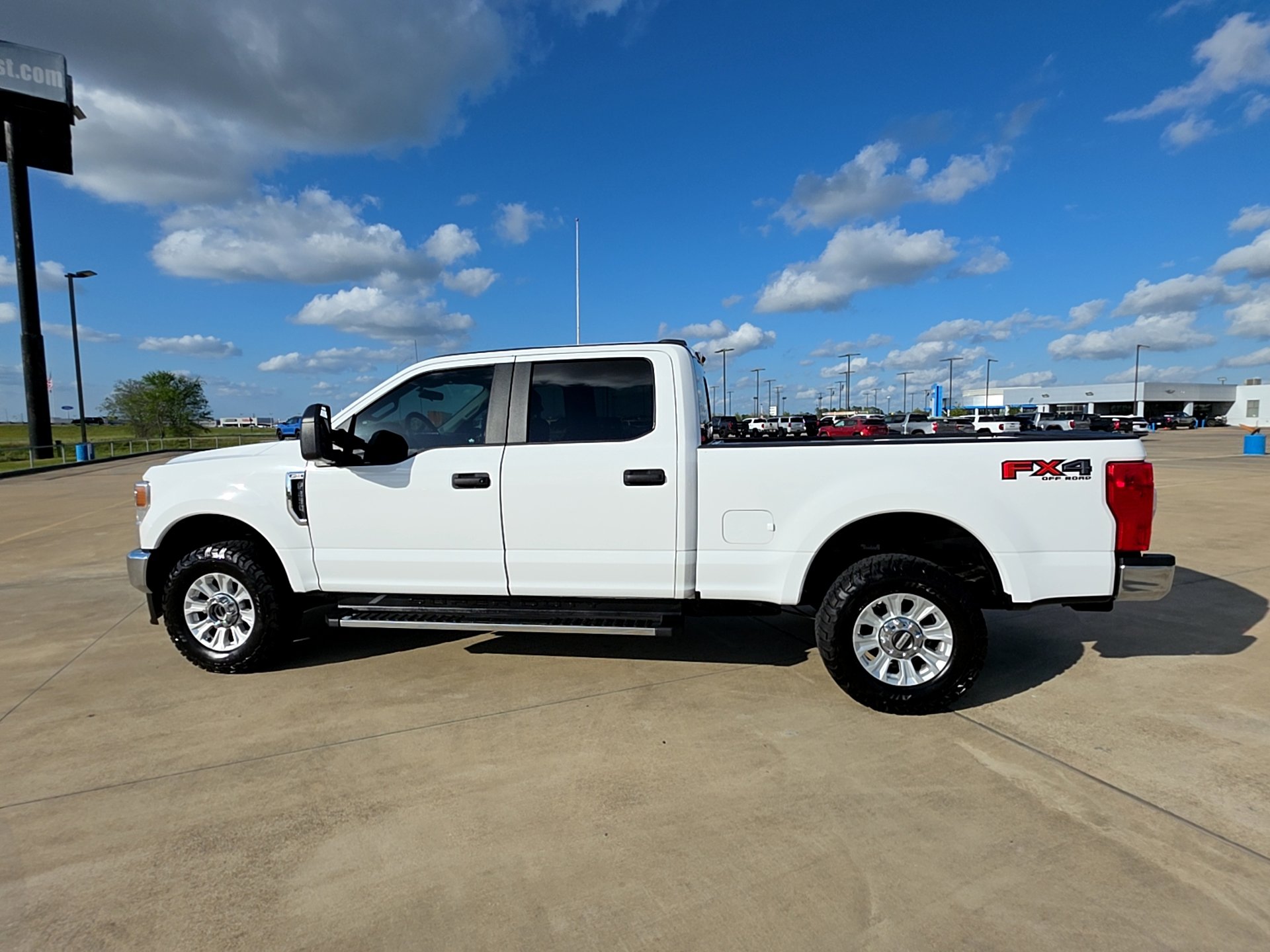 Used 2021 Ford F250 XL w/ STX Appearance Package image 4