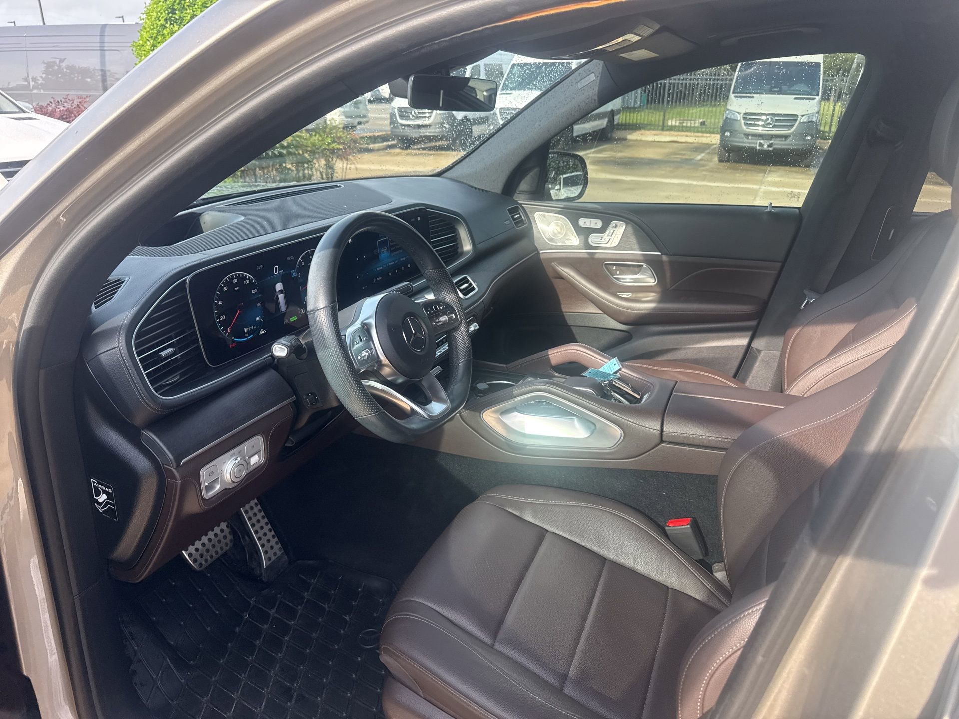 Used 2022 Mercedes-Benz GLS 450 4MATIC image 9