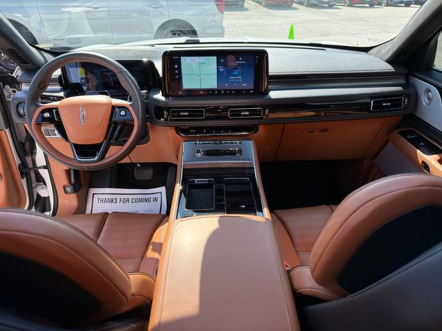 Used 2025 Lincoln Aviator Black Label image 19