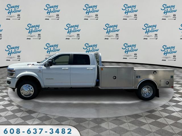 New 2026 RAM 5500 4x4 Crew Cab w/ Laramie Trim Package image 8