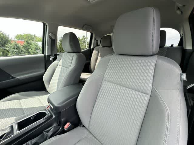 Used 2023 Toyota Tacoma SR AWD/4WD image 13