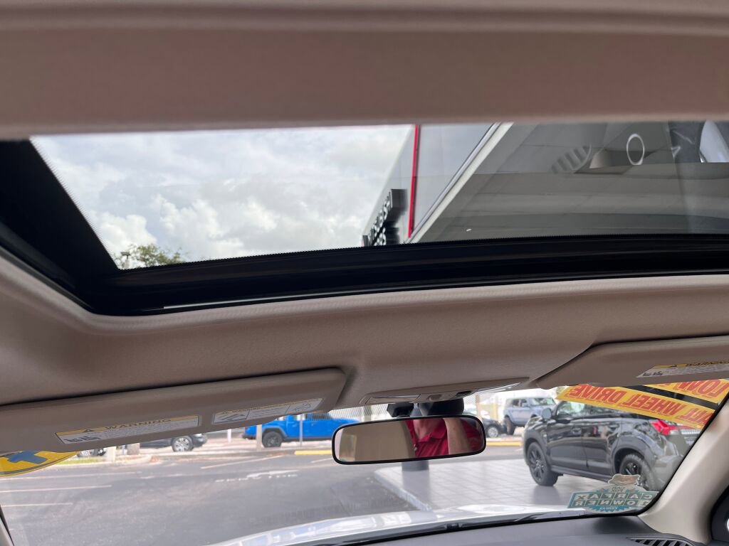 Used 2014 Mitsubishi Outlander GT image 24