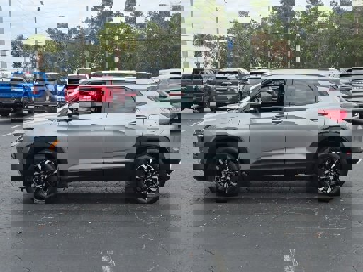 Used 2023 Chevrolet TrailBlazer LT image 9