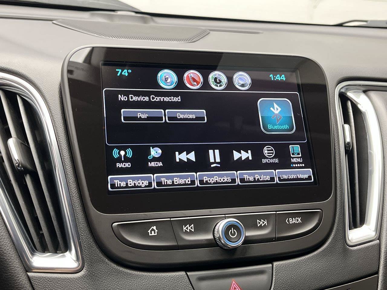 Certified 2018 Chevrolet Malibu LT w/ Leather Package FWD image 17