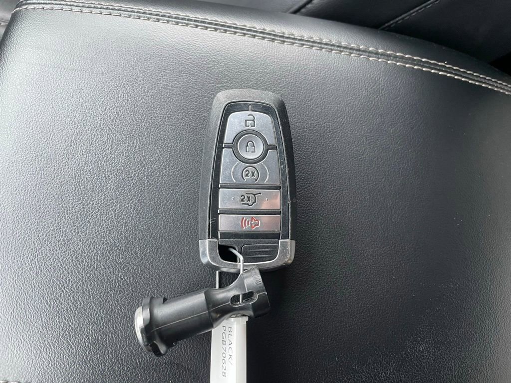 Used 2023 Ford Explorer XLT w/ Equipment Group 202A AWD/4WD image 47
