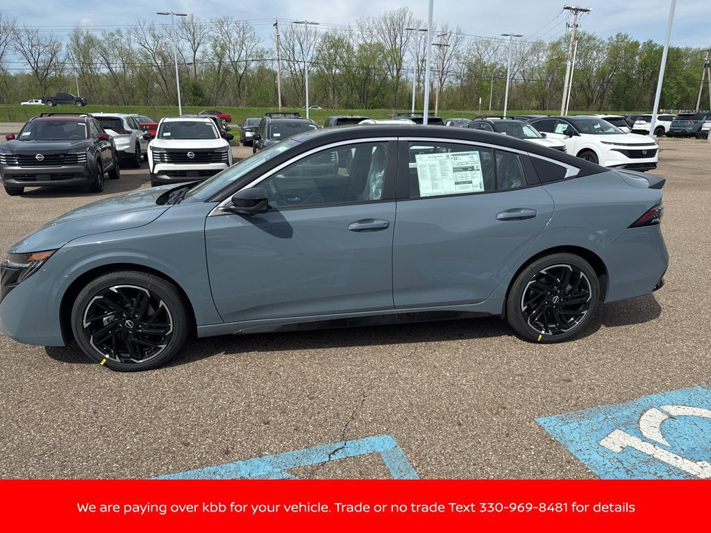 New 2026 Nissan Sentra SR w/ SR Premium Package FWD image 4