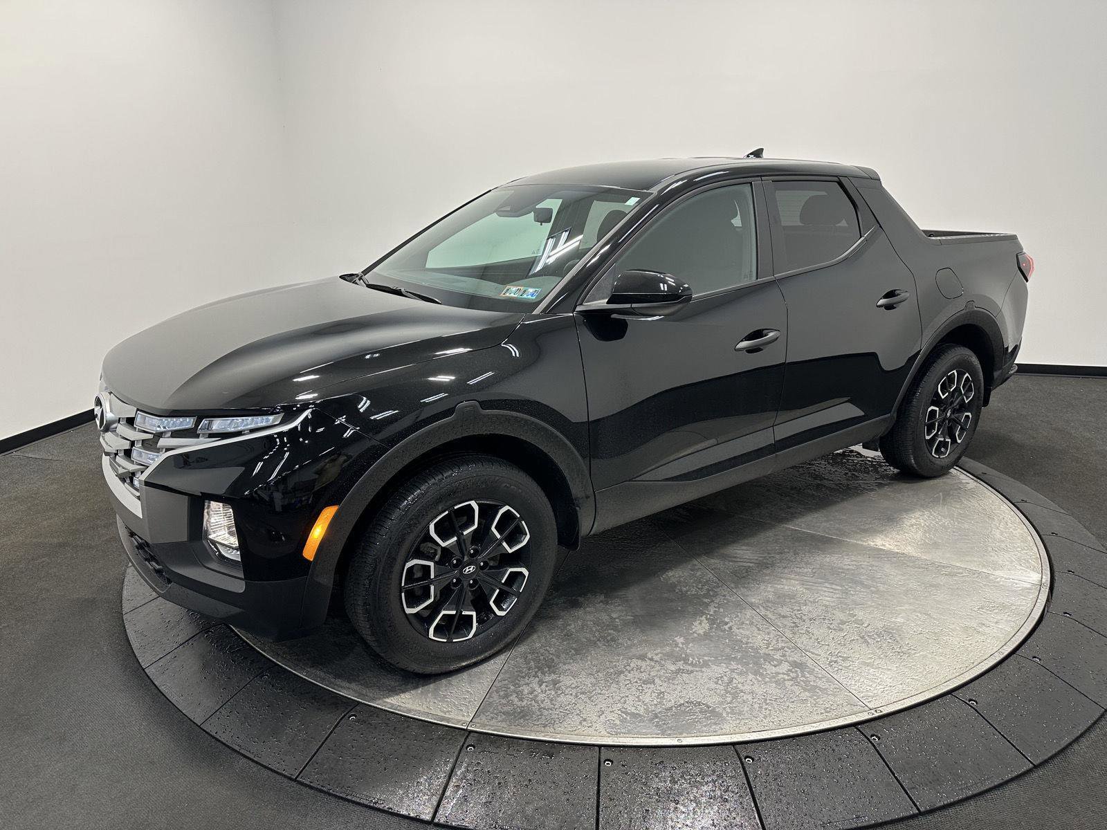 Certified 2023 Hyundai Santa Cruz SE image 4