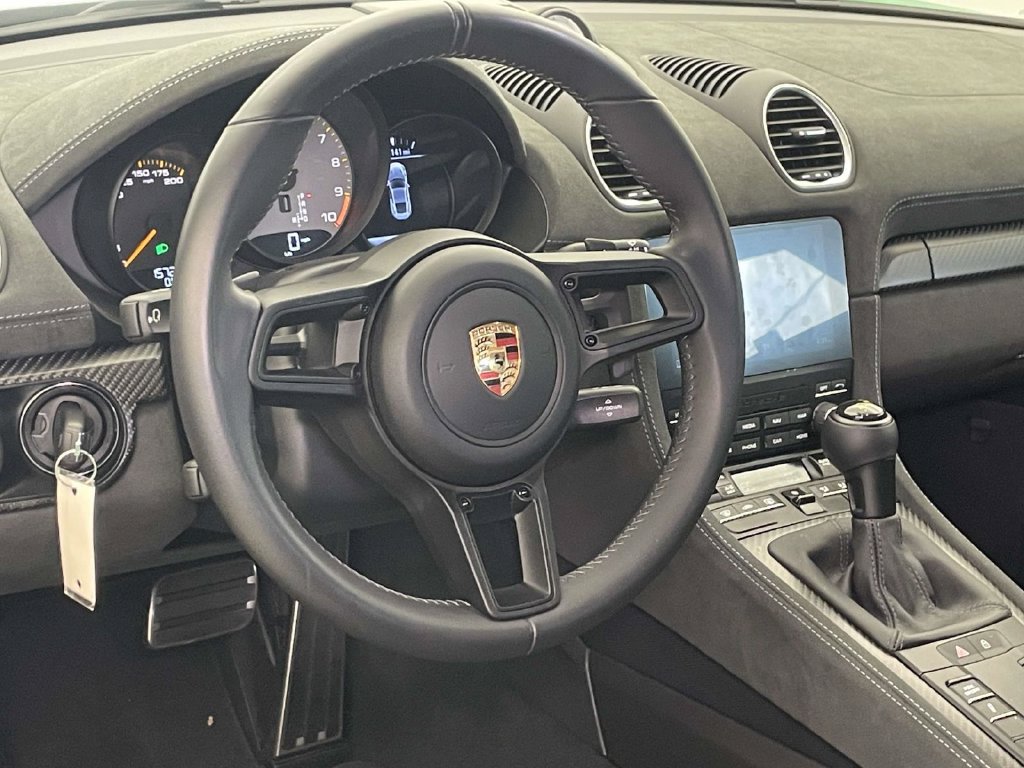 Certified 2025 Porsche 718 Cayman GT4 RS RWD image 4
