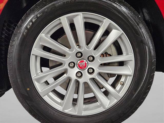 Used 2020 Jaguar F-PACE Prestige AWD/4WD image 23