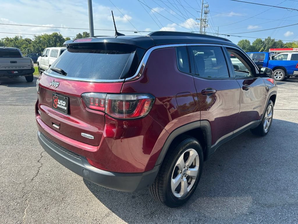 Used 2020 Jeep Compass Latitude w/ Cold Weather Group AWD/4WD image 8