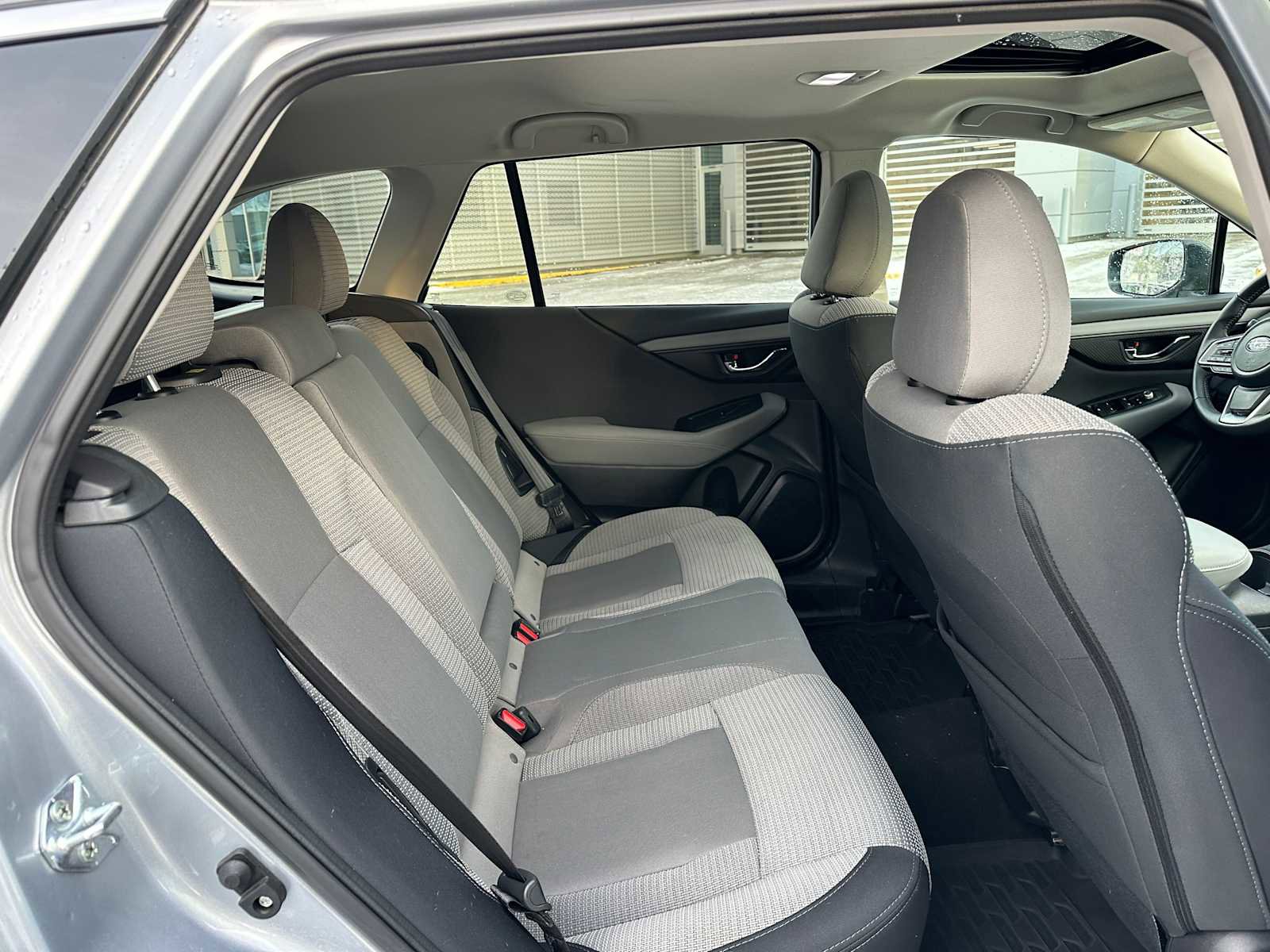 Used 2024 Subaru Outback Premium image 12