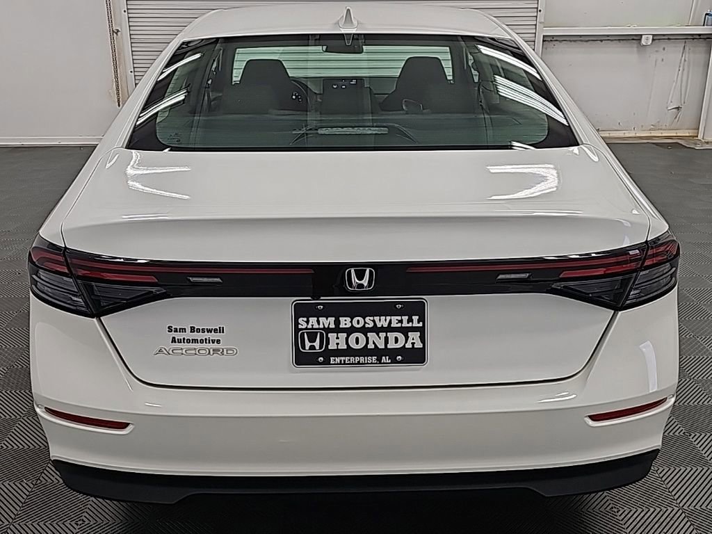 Used 2023 Honda Accord LX image 8