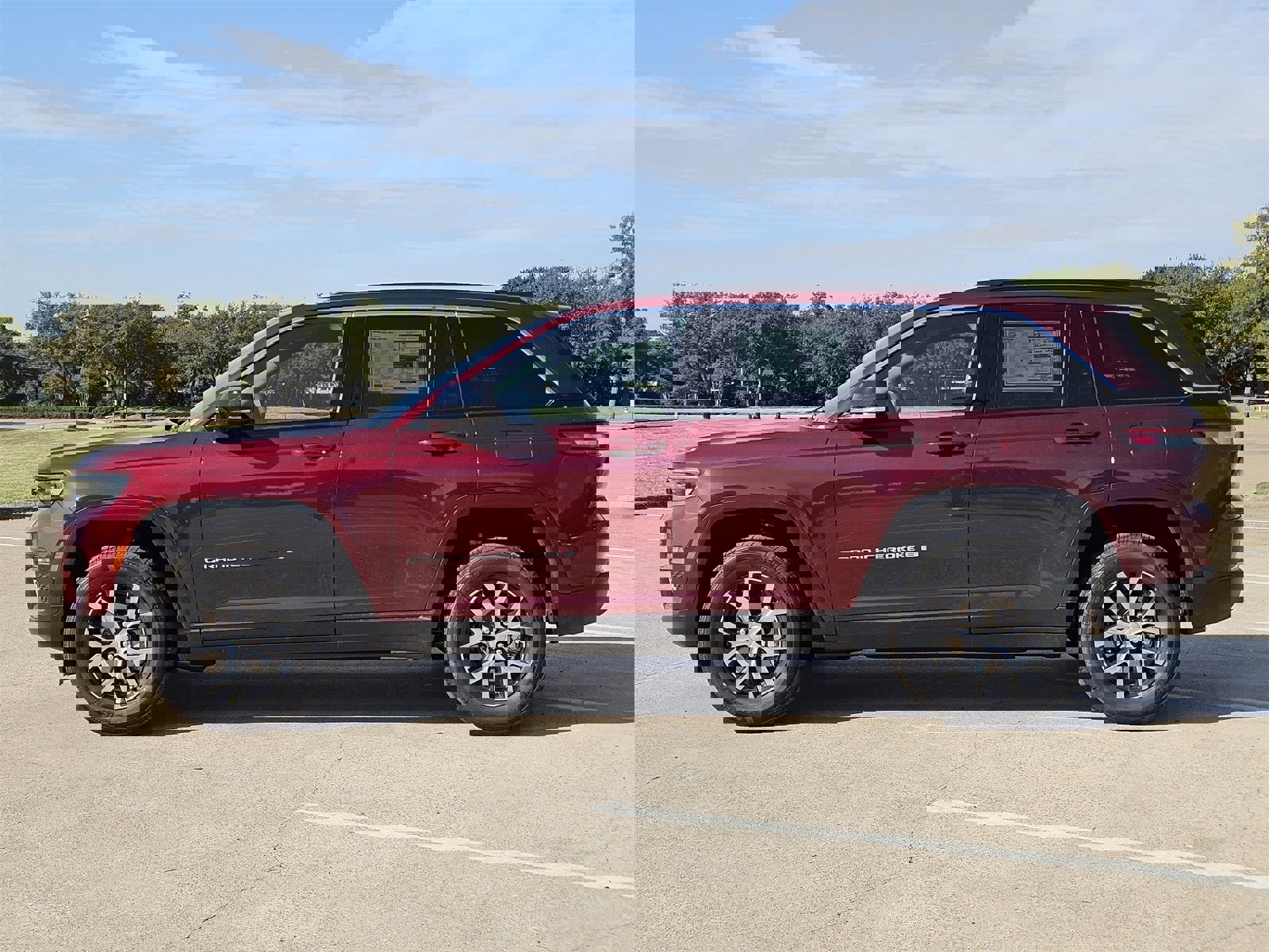 New 2025 Jeep Grand Cherokee Limited w/ Trailer Tow Package image 3