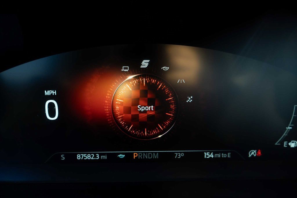 Used 2020 Ford Explorer Platinum w/ Premium Technology Package image 29