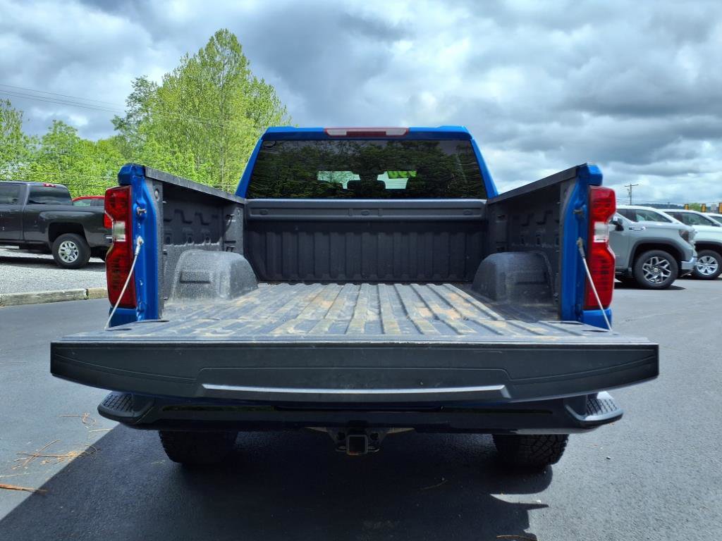 Used 2022 Chevrolet Silverado 1500 Custom Trail Boss AWD/4WD image 6