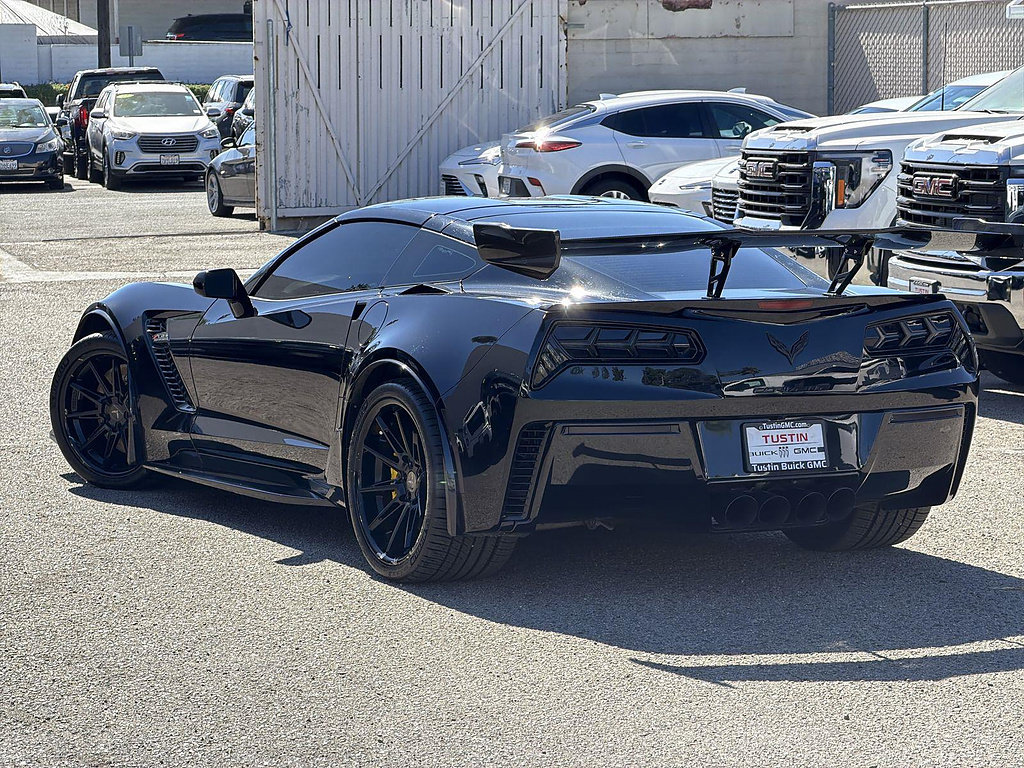 Used 2017 Chevrolet Corvette Z06 RWD image 7