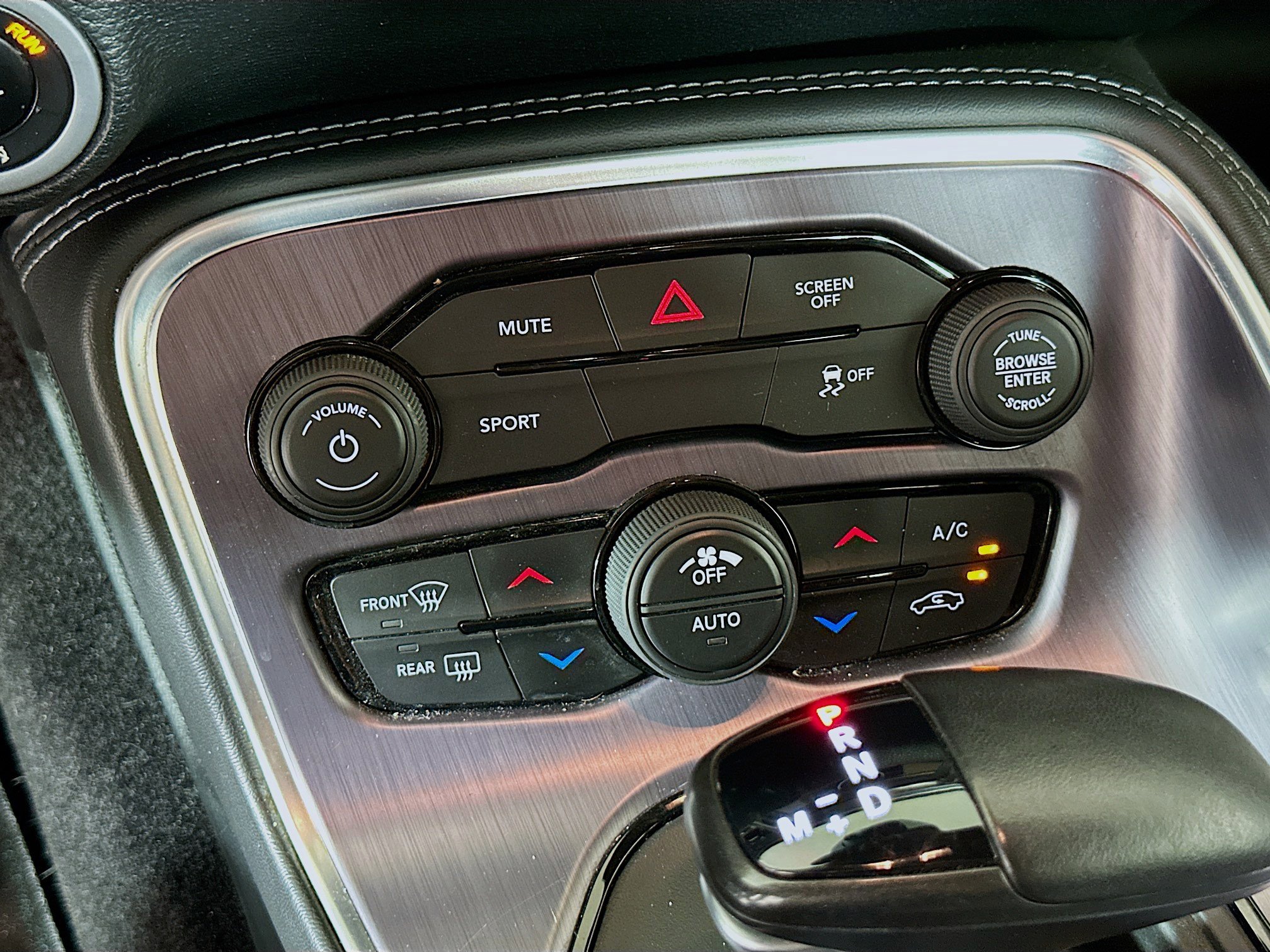 Used 2018 Dodge Challenger SXT image 22