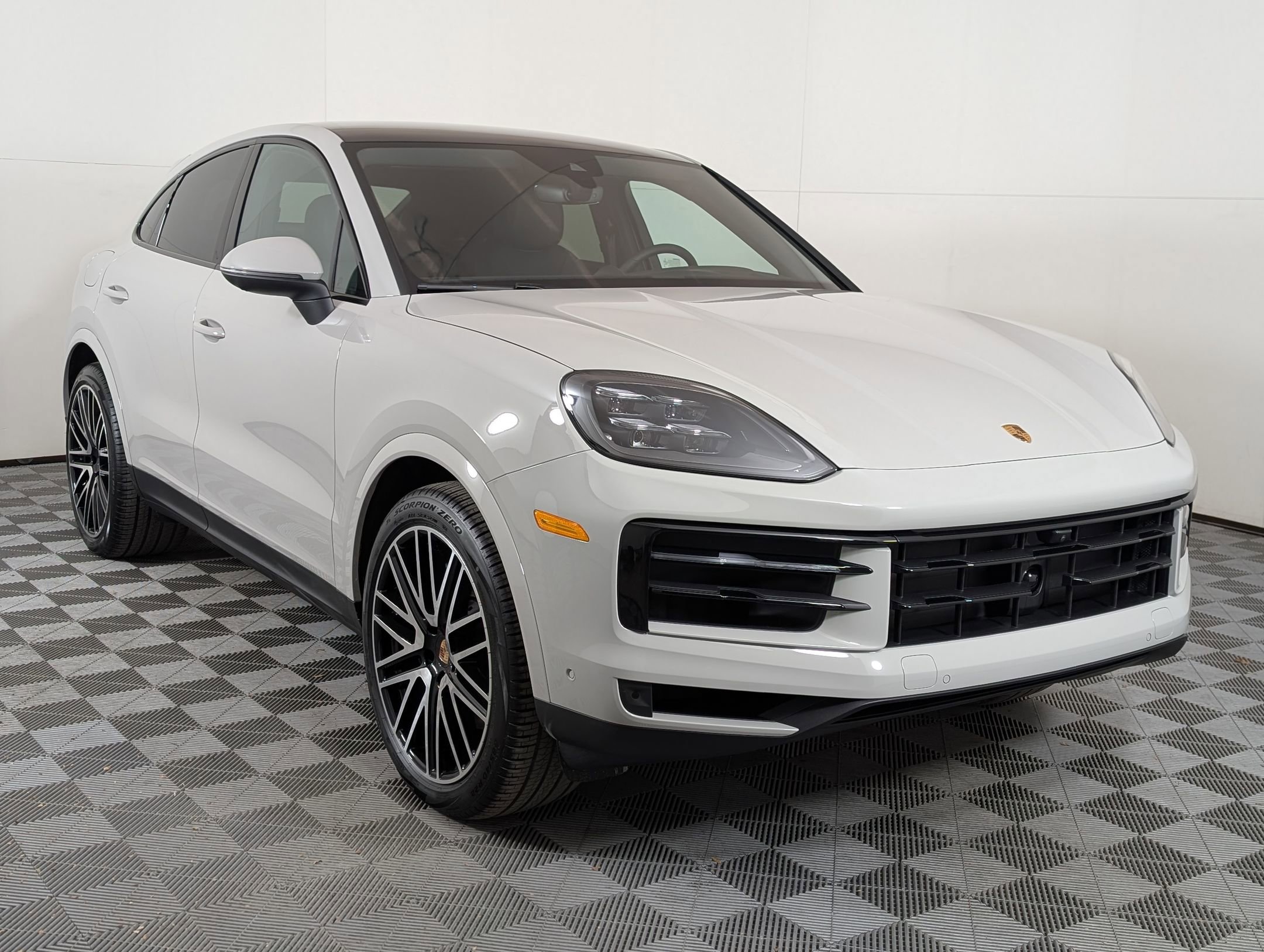 New 2026 Porsche Cayenne Coupe image 8