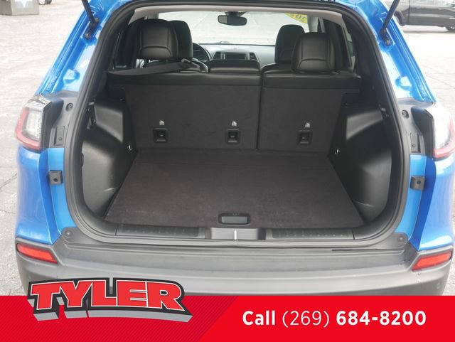 Used 2021 Jeep Cherokee Trailhawk image 20