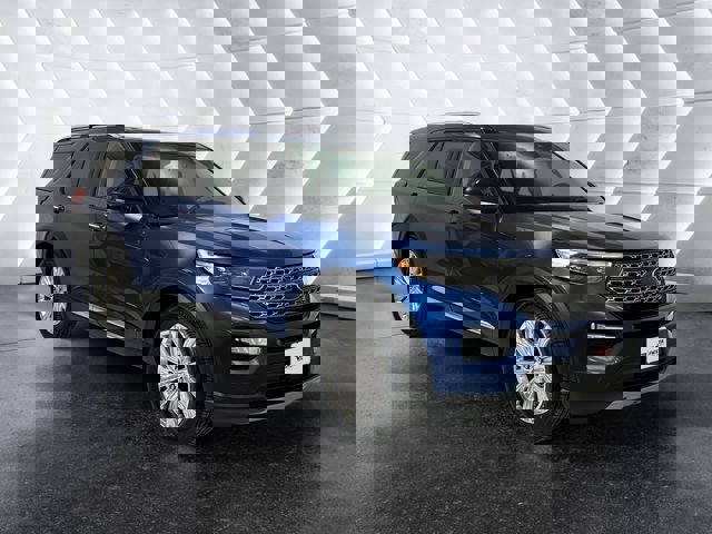 Used 2022 Ford Explorer Limited w/ Equipment Group 301A image 1