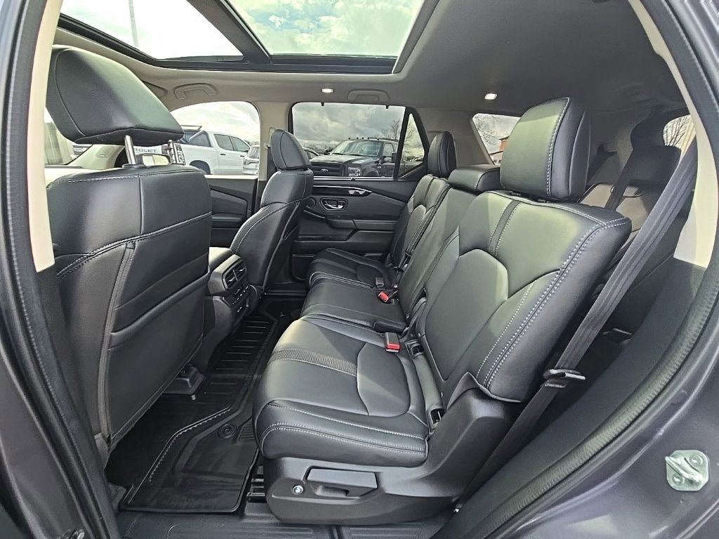 Used 2024 Honda Pilot Touring image 27