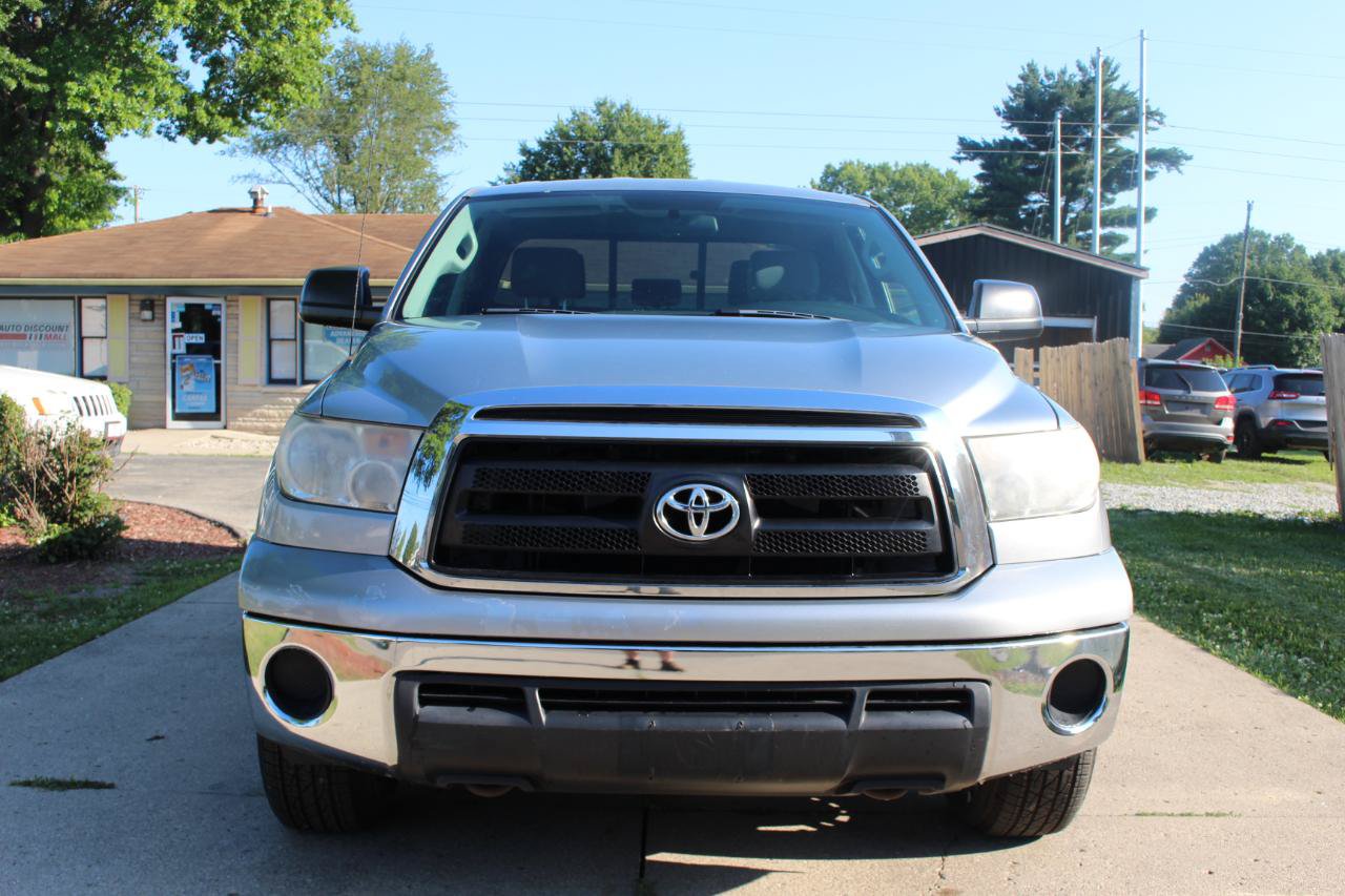 Used 2010 Toyota Tundra 4x4 Double Cab image 3
