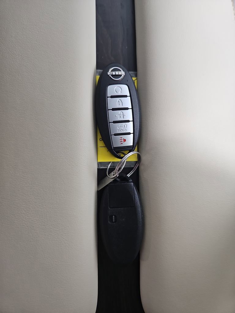 Used 2024 Nissan Murano Platinum w/ Cargo Package image 30