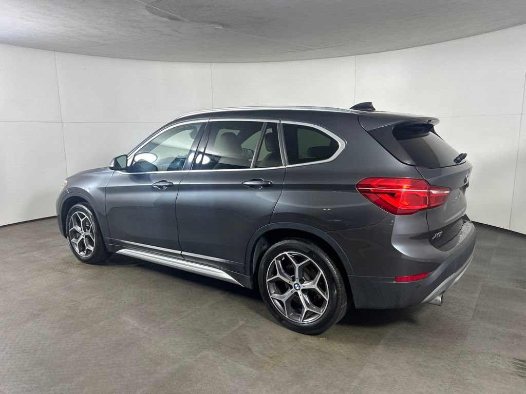 Used 2019 BMW X1 xDrive28i w/ Convenience Package AWD/4WD image 3