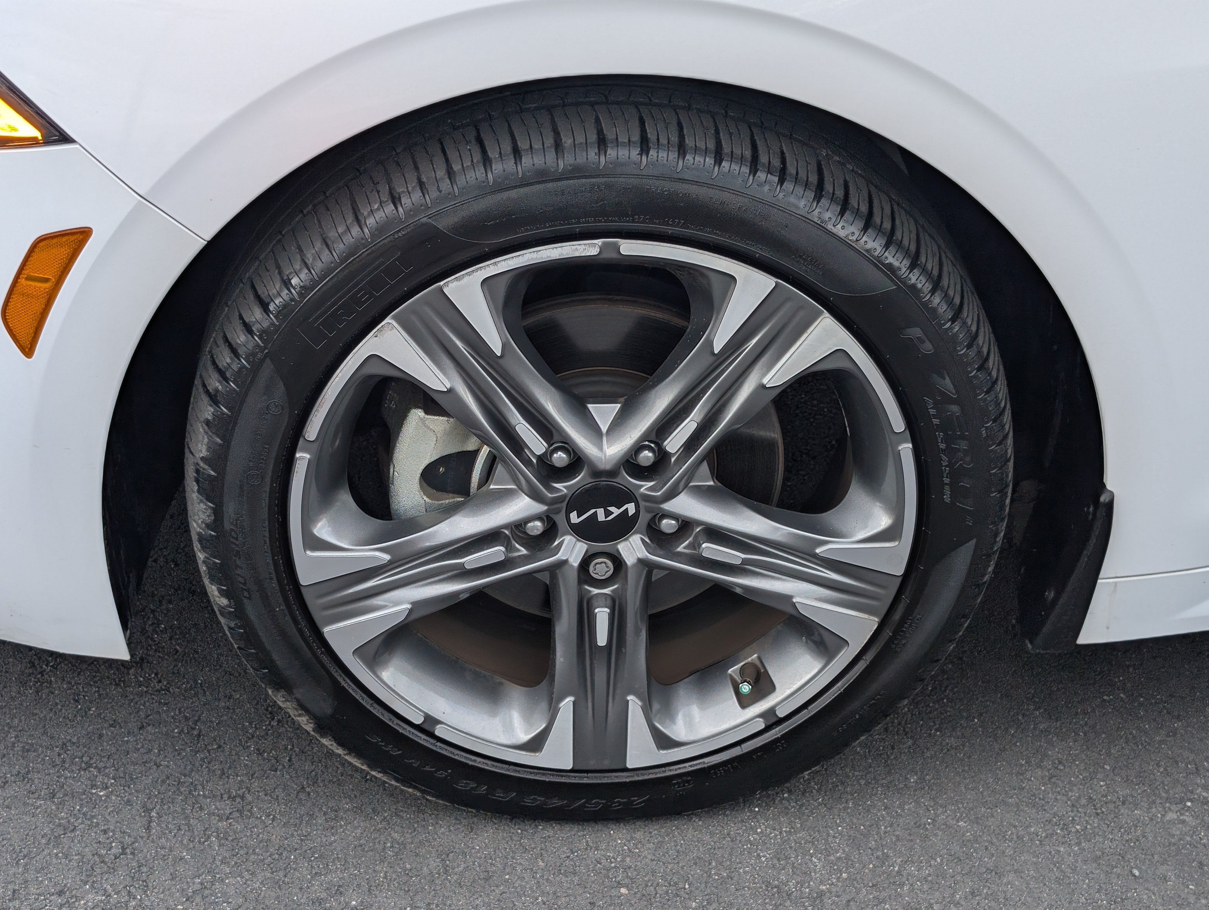Used 2023 Kia K5 EX w/ EX Premium Package FWD image 13