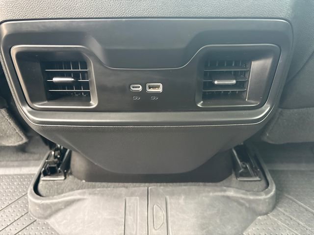 Used 2024 Chevrolet Silverado 1500 RST image 18