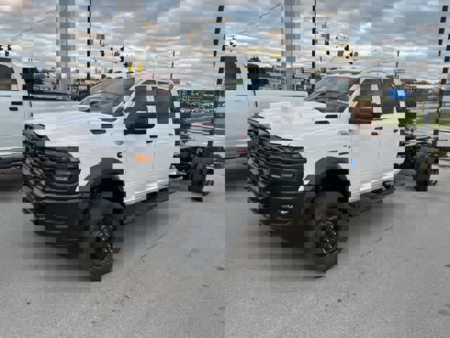 New 2026 RAM 5500 Tradesman image 15