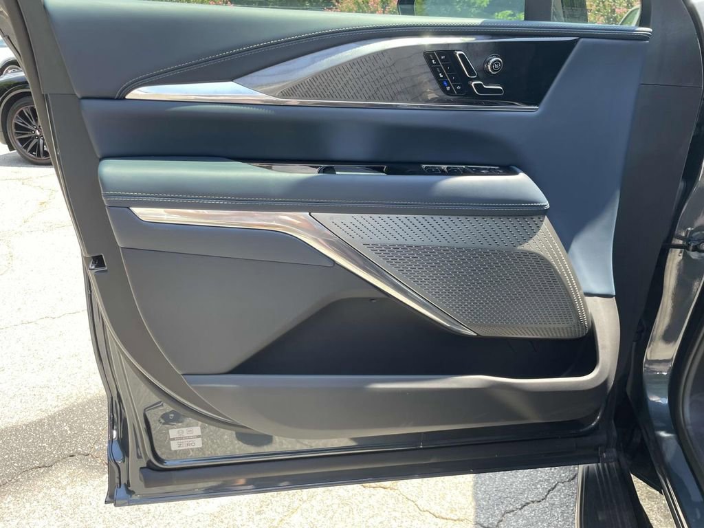 New 2026 Cadillac Escalade IQ Sport 2 w/ LPO, ONYX Package image 18